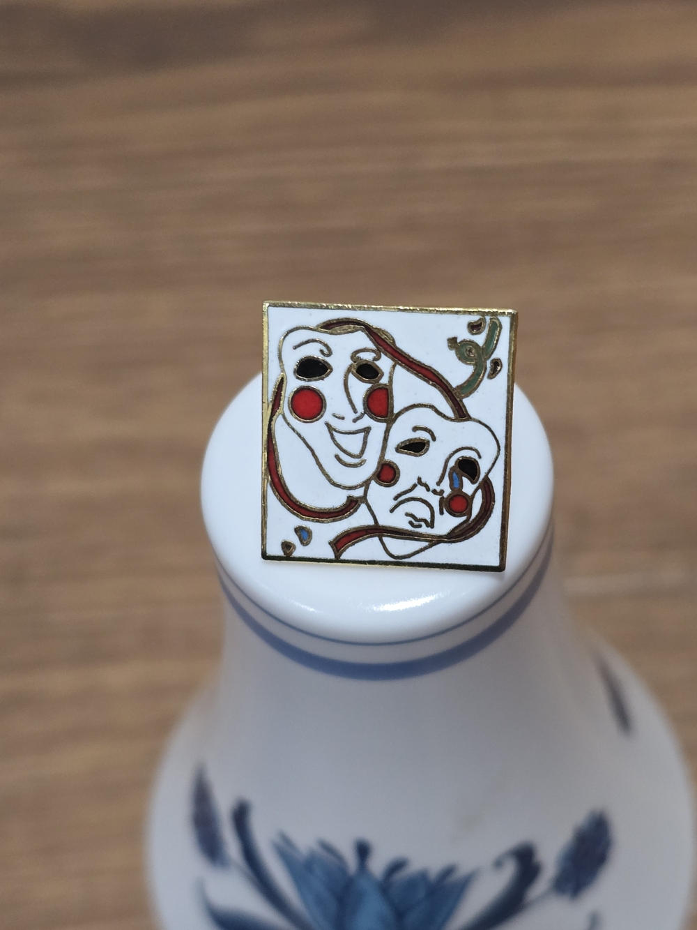 Vintage Theater Comedy & Tragedy Enamel Pin - White, Red, Gold